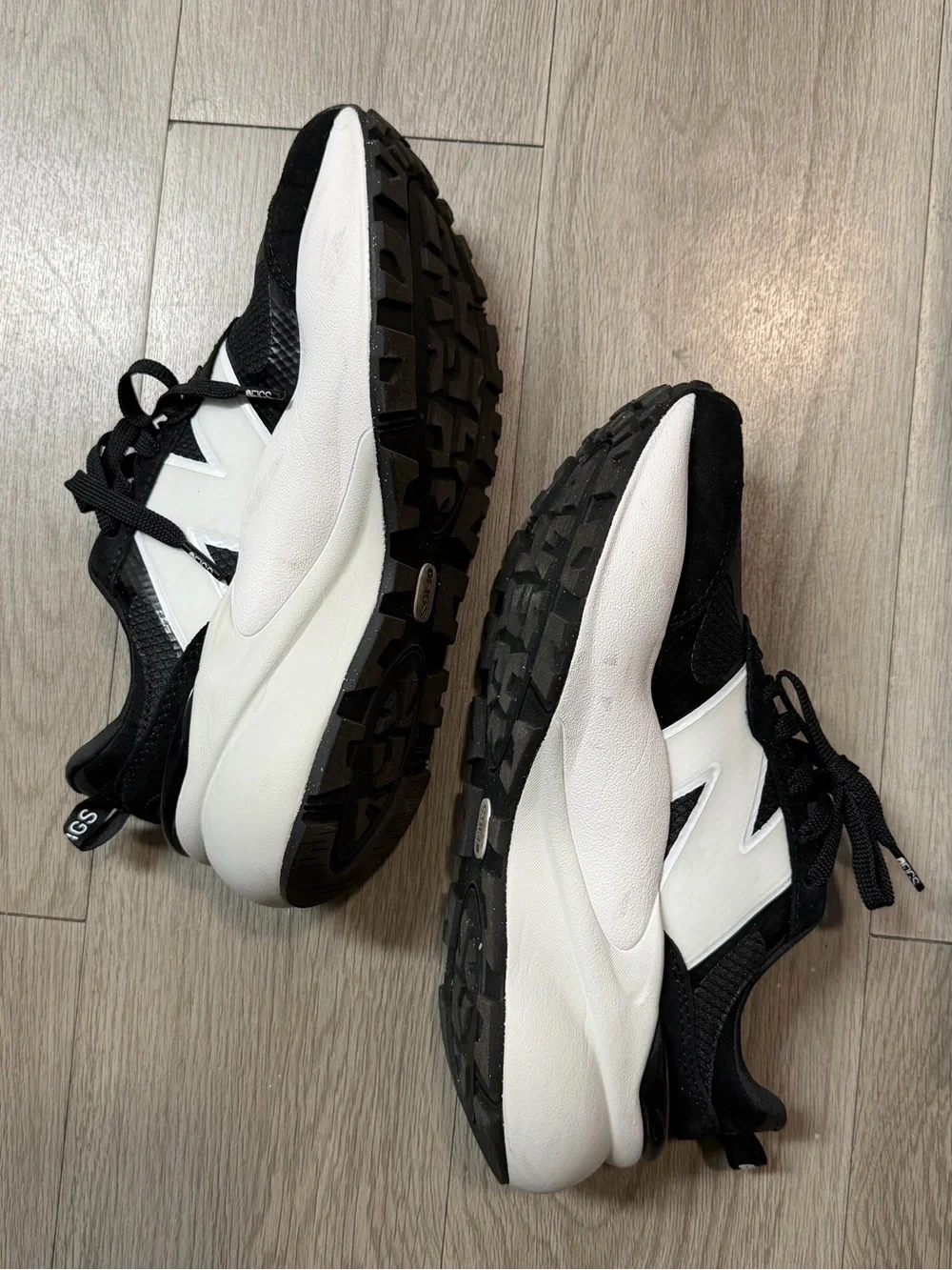 New Balance FIGS Black and White Women’s Sneakers
